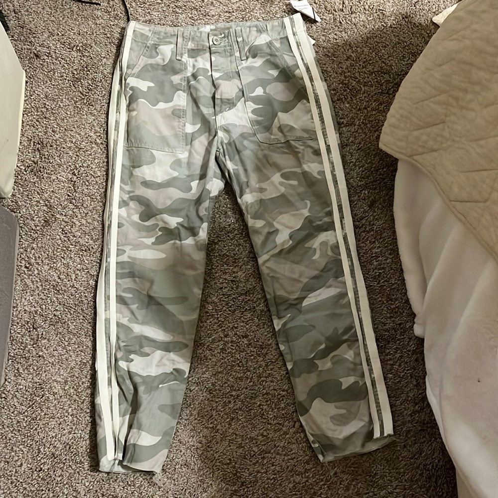 Brand new Mother camo linen pants